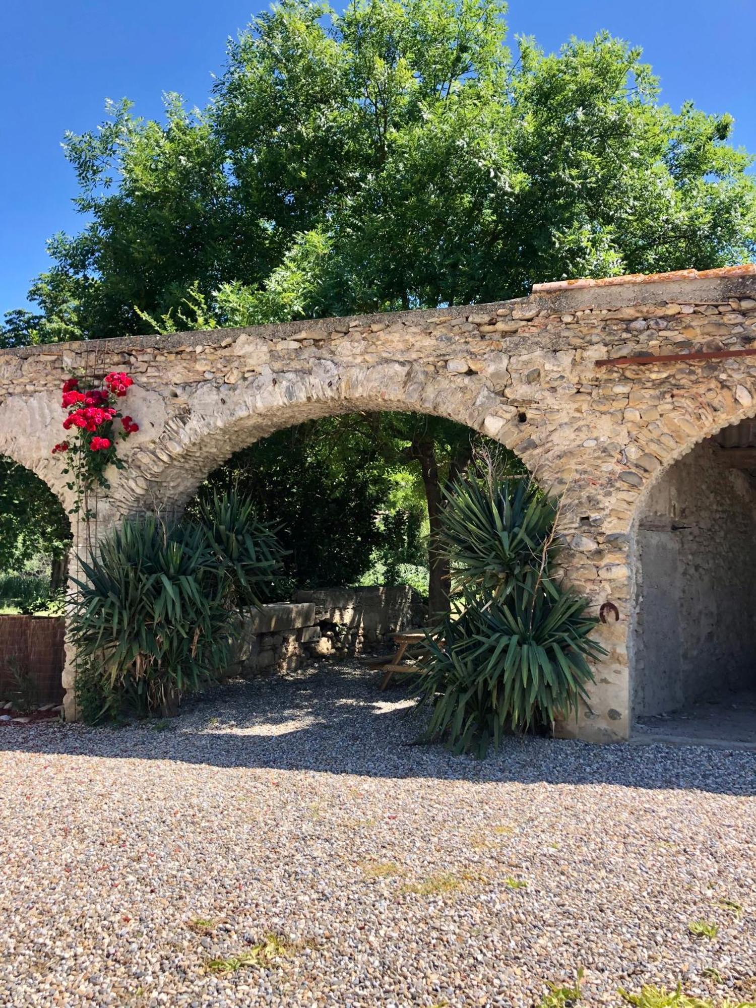 La Maison De L'Aqueduc Cournanel Εξωτερικό φωτογραφία